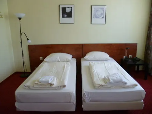 NK Hotel Domo Düsseldorf
